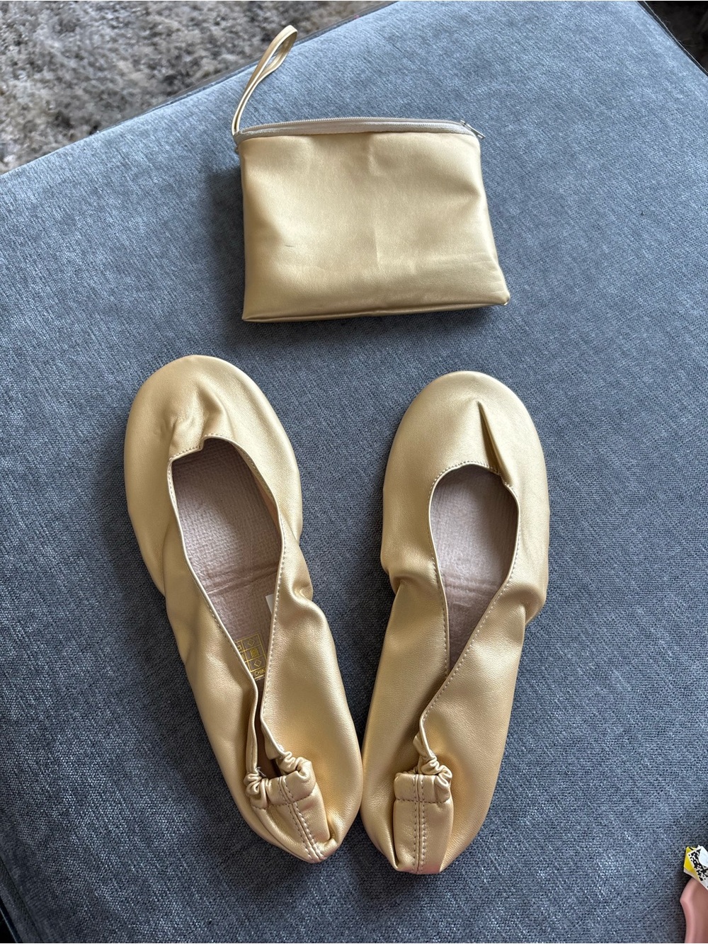New Without Tags Foldable Slippers – Emergency Event/Party Shoes, fit ladies 9